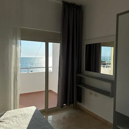 Nazo Sea View Πανσιόν