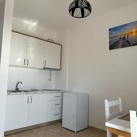 Nazo Sea View * Kryemëdhej